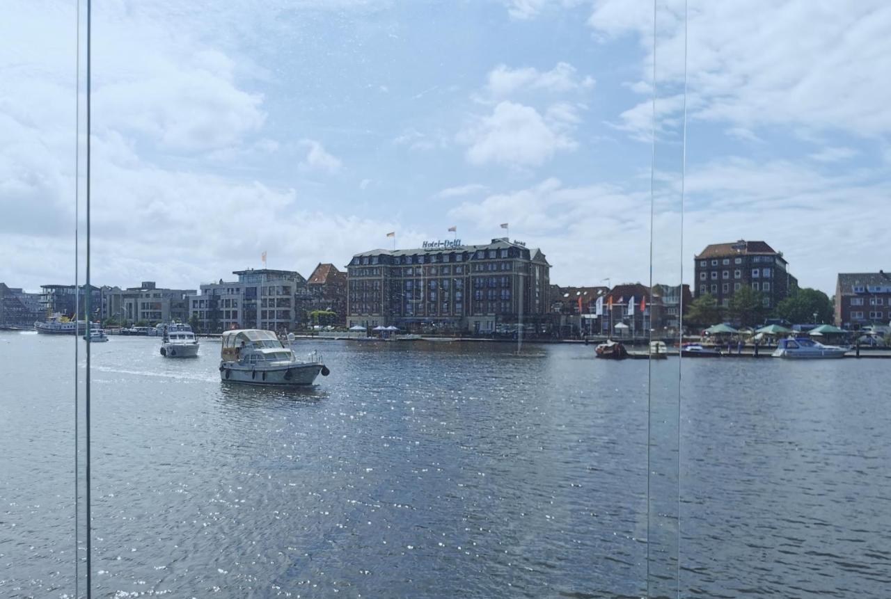 Hausboot Die Leseinsel Emden Esterno foto